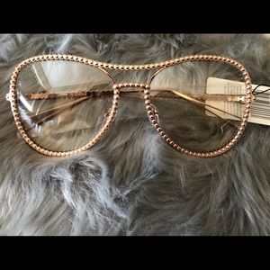 Gold frame glasses